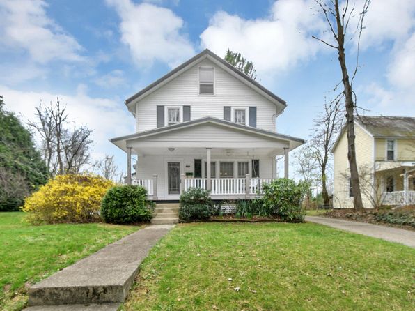 433 W Maple St, Granville, OH 43023