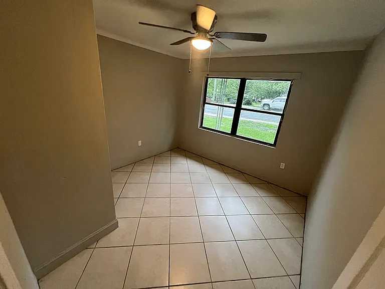 1240 Levy Ave #1 — Photo 3