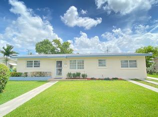 9320 SW 54th St, Miami, FL 33165