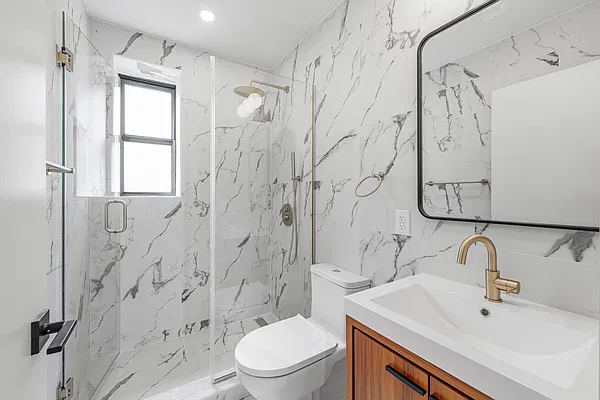 Bathroom, photo 5