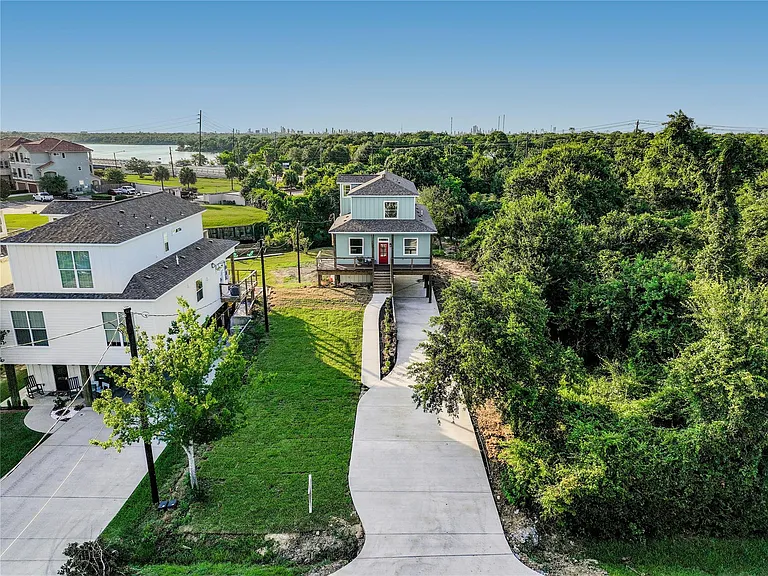 4444 Shady Lake Dr — Photo 47