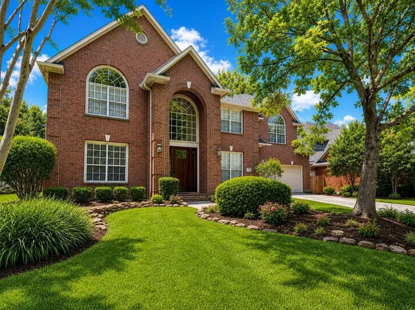 19 Bentgrass Pl, Spring, TX 77381