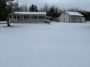 1689 W Pinconning Rd, Pinconning, MI 48650