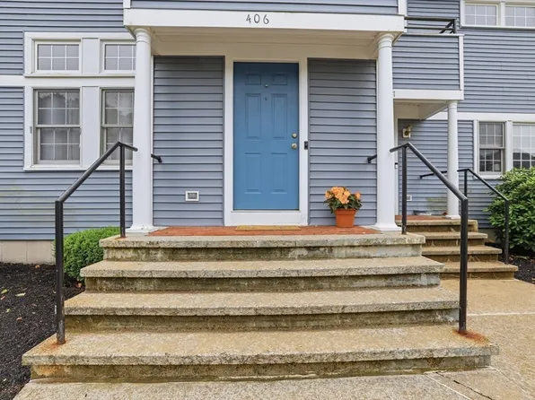 501 Auburn St APT 406, Whitman, MA 02382
