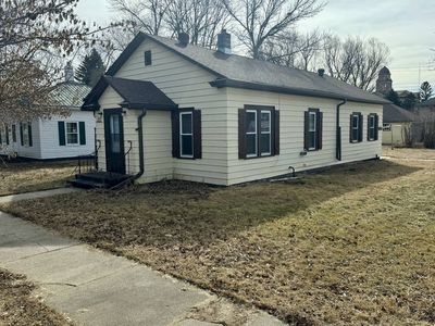 911 7th St, Britton, SD, 57430