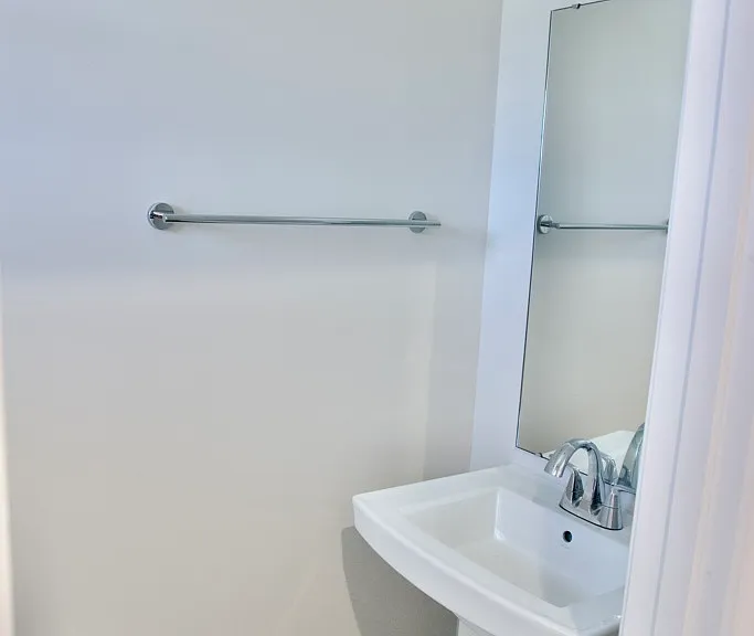 121 Pennsylvania Dr — Photo 4