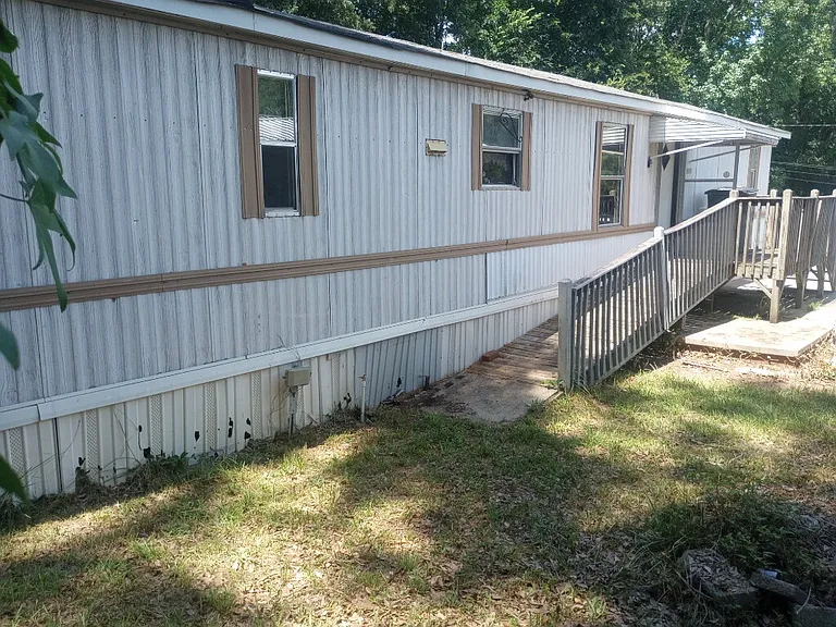 305 Clemson Ave #C — Photo 2