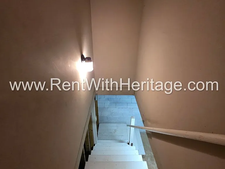 6190 Knights Ln — Photo 62