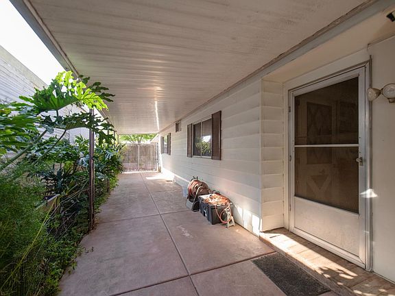 2nd image of 9360 N Blackstone Ave #265