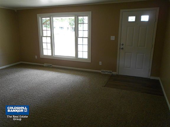 3rd image of 1843 Parkland Way