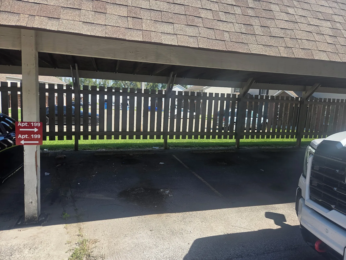 3 bed, 1.5 bath, $1,425 — Photo 2