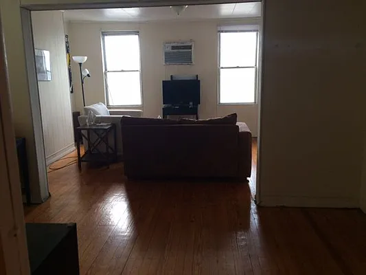 Rented by Francis Castoria LREB | media 20