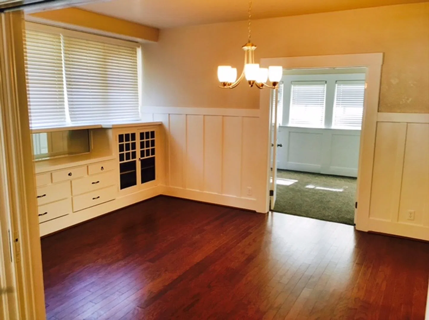 224 N Van Ness — Photo 2