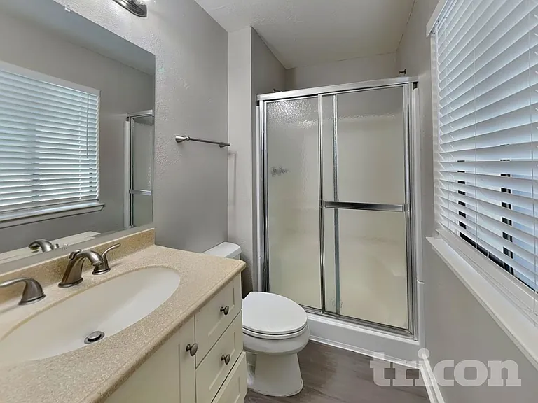 8712 Plymouth Rock Rd NE — Photo 8