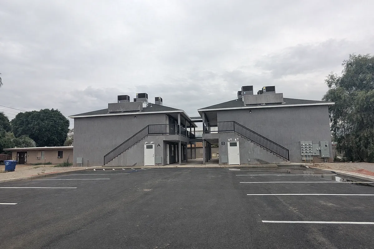 Building Photo - 253 S 17th Ave