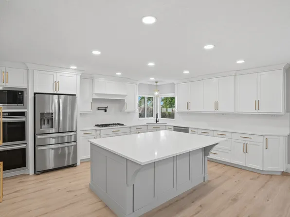 964 W Chesterbrook Cv, Murray, UT 84123