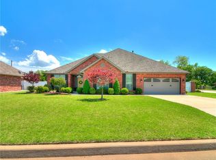 2701 Woodbridge Dr, Shawnee, OK 74804
