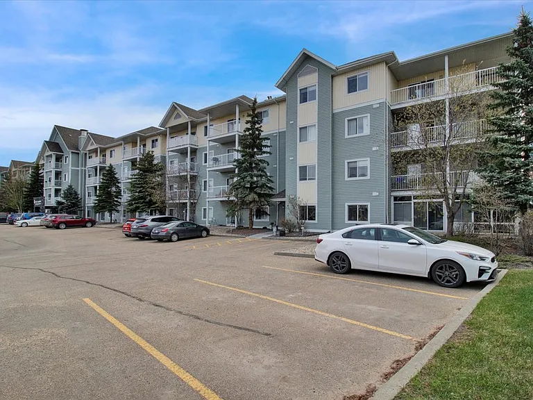 70 Woodsmere Close #324 — Photo 3