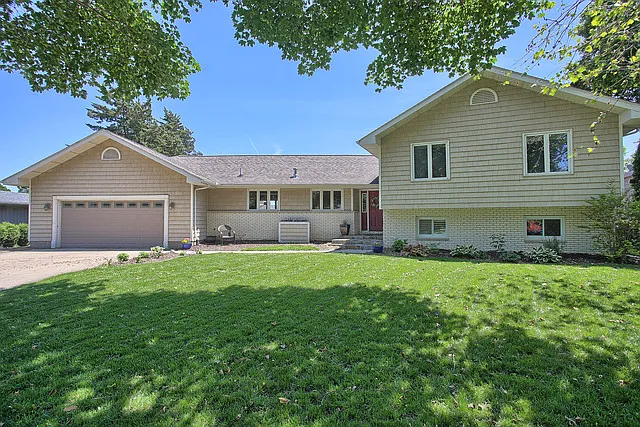 1810 Maynard Dr photo 1
