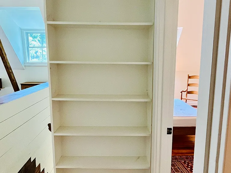 83 Washington Ave — Photo 4