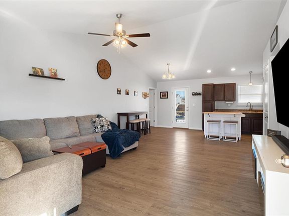 2nd image of 29509 Walnut Valley Ln