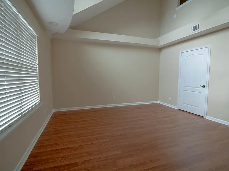 127 Ventura Pl — Photo 25