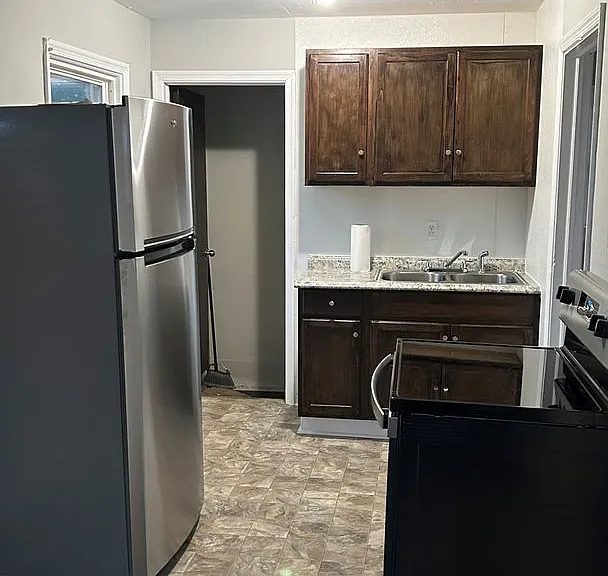 1380 Clover Rd — Photo 5
