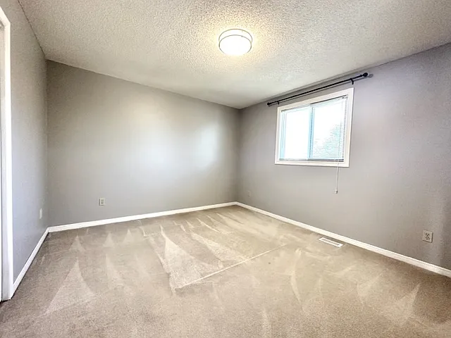 4 Golding Pl — Photo 16