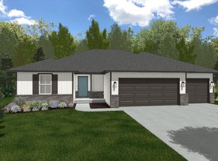 3040 N Nixon Ave, Springfield, MO 65803