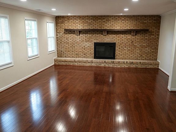 3rd image of 1602 Sundew Ct