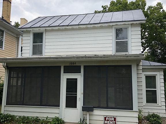 Street view / screened porch