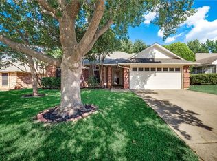 7621 Harmony Dr, Fort Worth, TX 76133