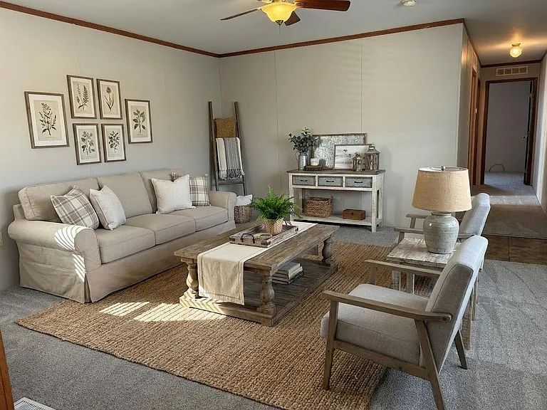 2050 Four Seasons Dr #B20 — Photo 5