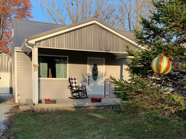 732 N Elm St, North Vernon, IN 47265