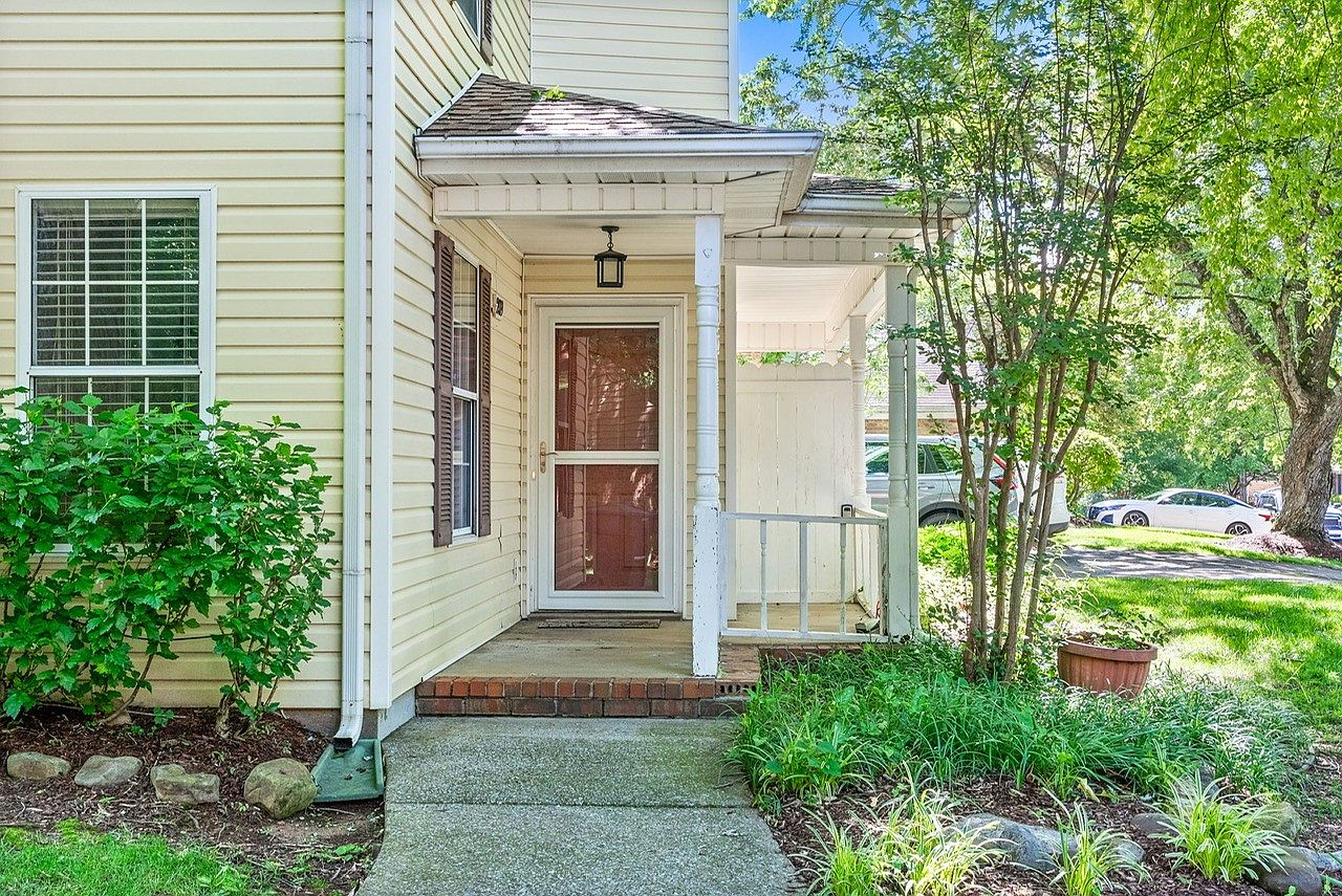 209 Hillside Ct, Murfreesboro, TN 37130 | Zillow
