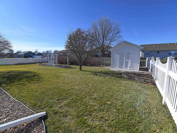 4th image of 6108 Q Avenue Pl