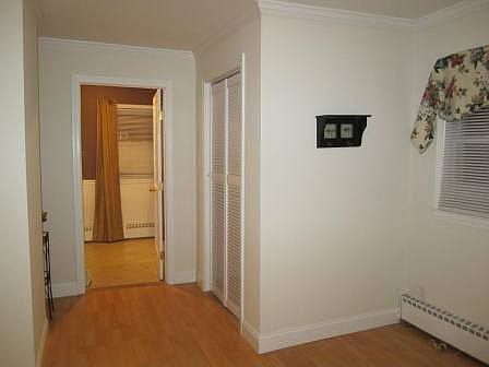 4th image of 75 Serpentine Dr