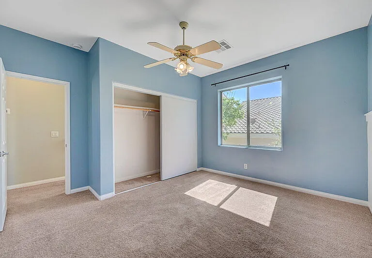 9152 Kentwell Ave — Photo 33