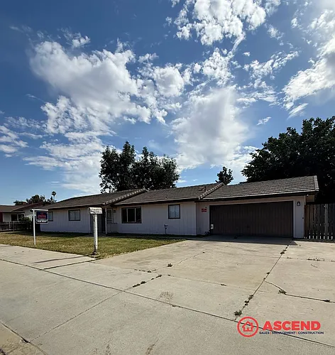 25476 Barbara St Photo 1