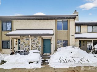 49 Hampshire Dr, Plainsboro, NJ
