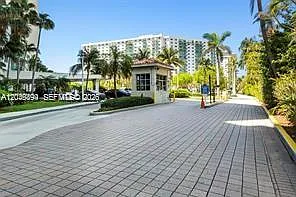 19380 Collins Ave #1423 — Photo 30