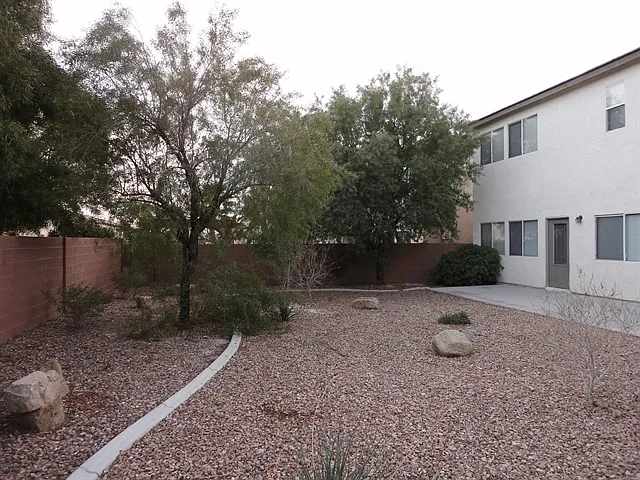 6328 Sterling Ranch Way — Photo 8