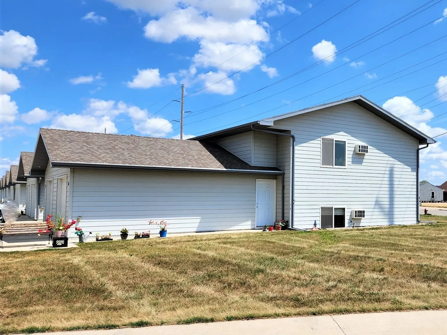 Scout Drive Town Homes — Photo 1