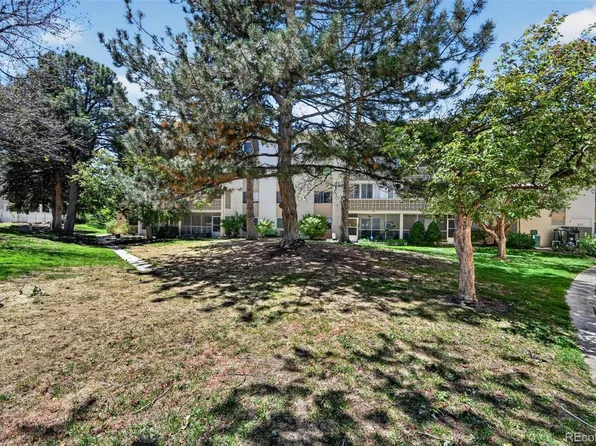 3184 S Heather Gardens Way Bldg 212 #408, Aurora, CO 80014