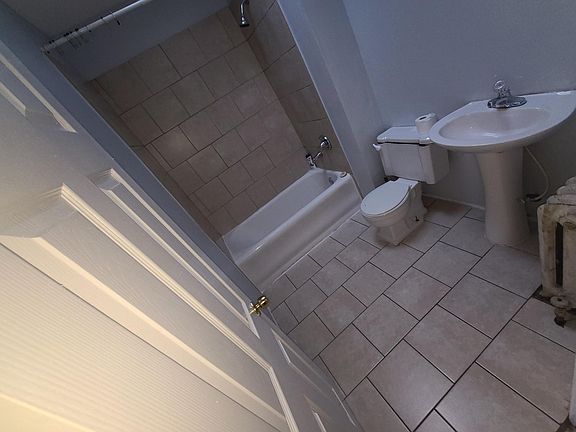 3rd image of 4932 Ormes St #1