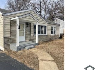9131 Bel Acres Ct, Saint Louis, MO 63121