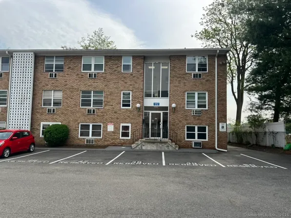 1 Walter Avenue APT 50, Norwalk, CT 06851