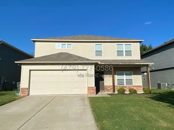 5078 W Claxton Cir, Fayetteville, AR 72704