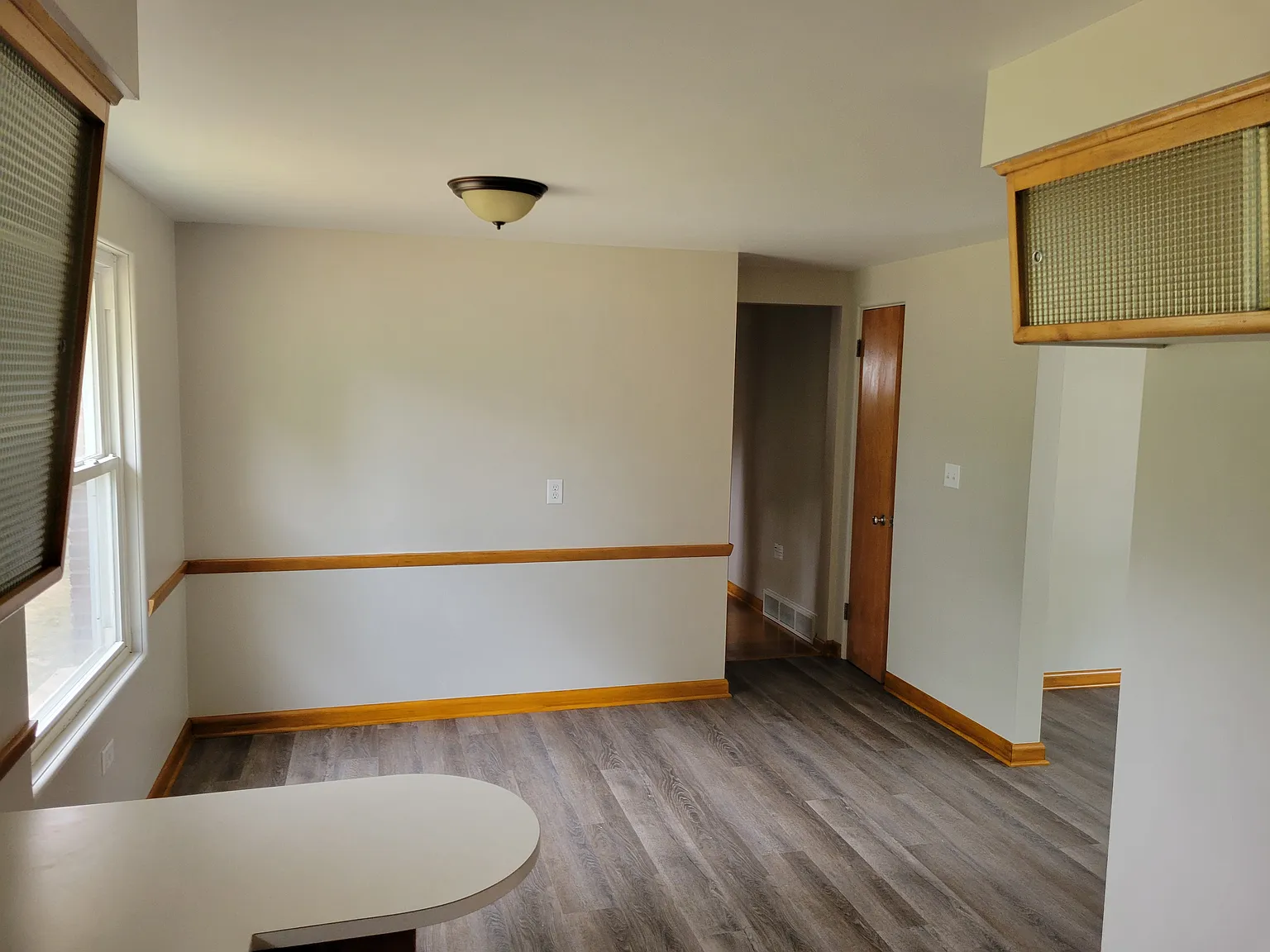 3 bed, 1.5 bath, 1188 sqft, $1,650 — Photo 4