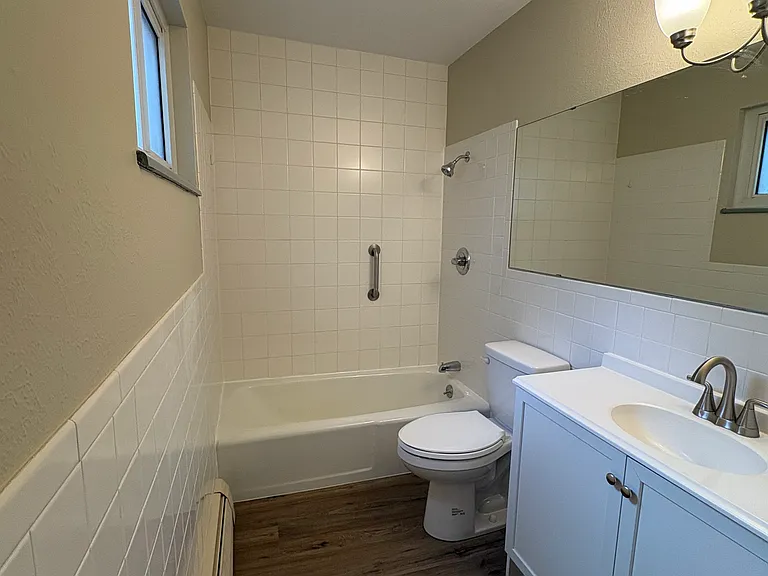 520 Emery St #6 — Photo 7